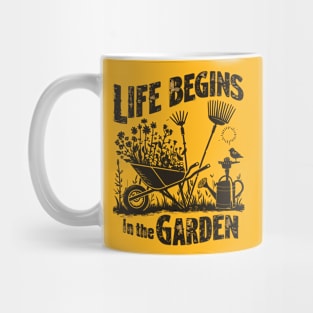 Gardening Magic: Life Begins in the Garden Design Mug